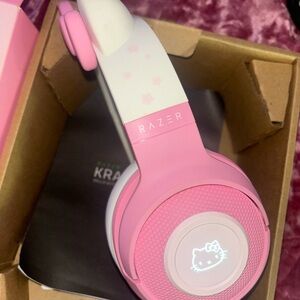 Razer Hello Kitty and friends Pink Headphones Kraken BT